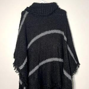 Women’s cowl neck poncho/shawl